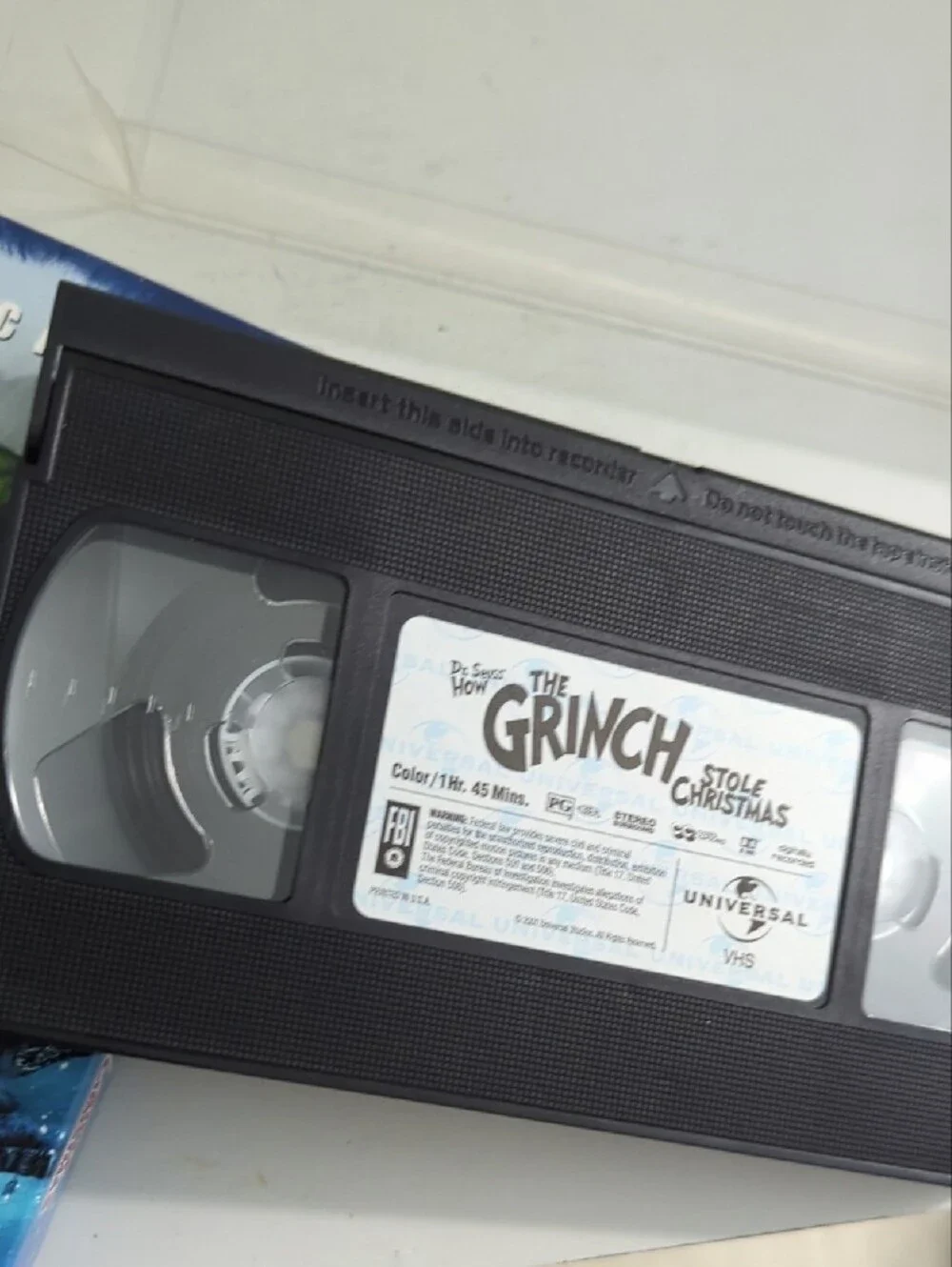 Disney's The Santa Clause & Jim Carrey The Grinch Who Stole Christmas VHS Tapes